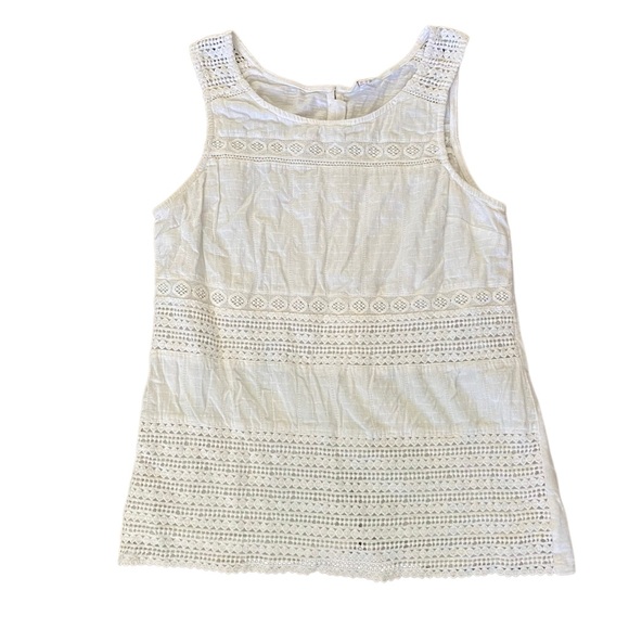 Fat Face White Cotton Crocheted Top with Button Down Back. Size 6. - Picture 1 of 7
